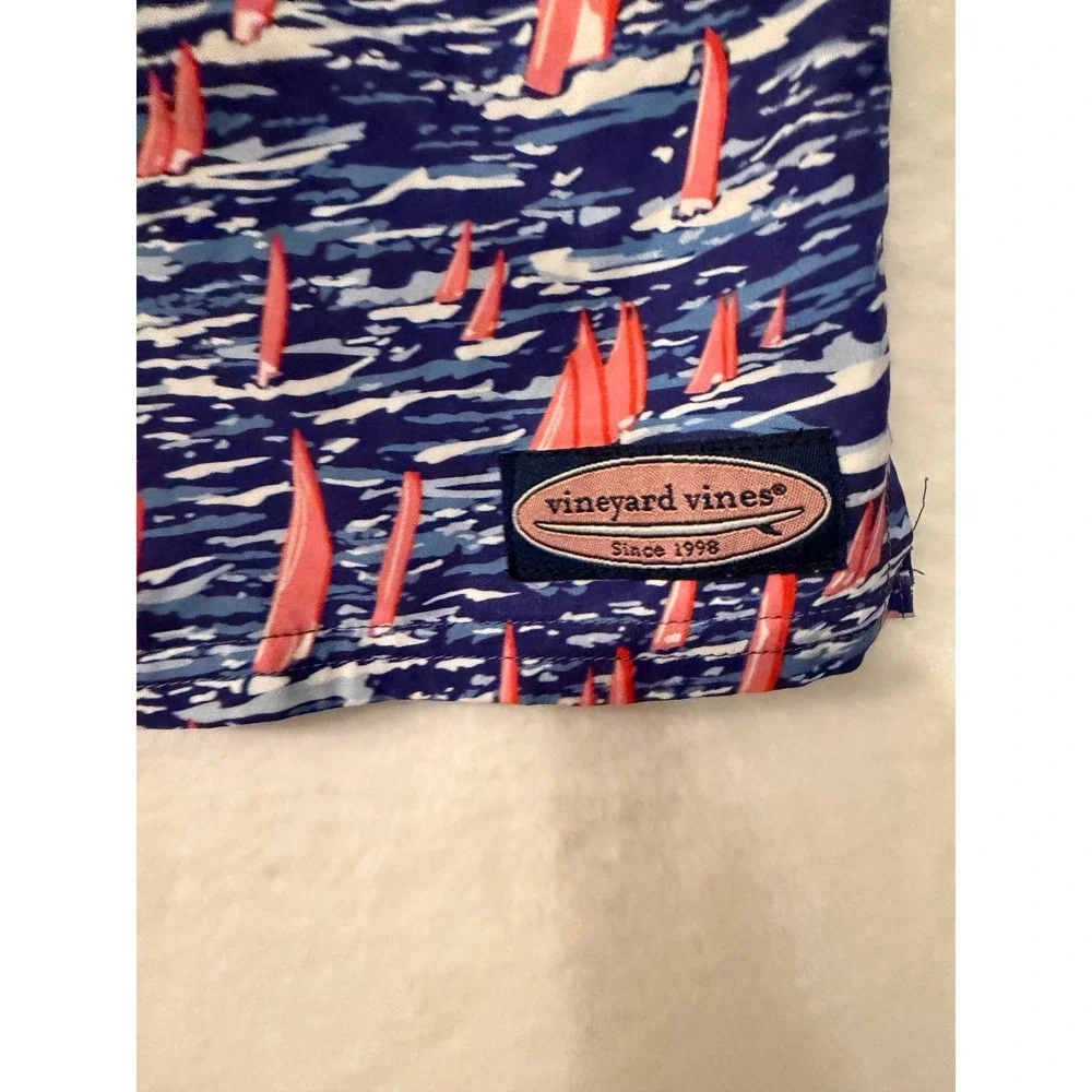 Vineyard Vines Boys Sailboat Print Swim Trunks Size Medium 12/14 6 Inch Inseam
